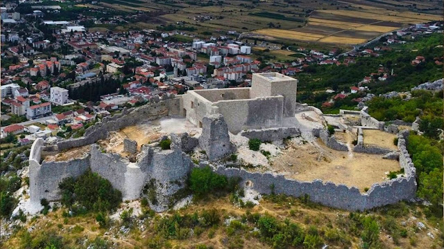 Stari grad Herceg Stjepan Kosača National Monument BA-0098 Stari grad Herceg Stjepan Kosača National Monument BA-0098